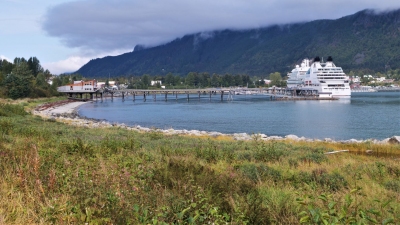 Hafen der kleinen Stadt Haines in Alaska (Alexander Mirschel)  Copyright 
Infos zur Lizenz unter 'Bildquellennachweis'